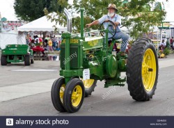 trattore-depoca-1936-john-deere-alla-indiana-state-fair-indianapolis-indiana-stati-uniti-damerica-dd4mdx.jpg